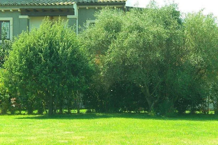 Villa Raffaello Порто-Сан-Паоло Италия